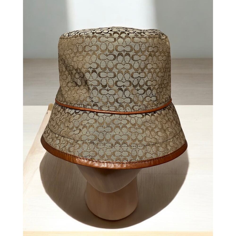 NWOT Y2K Coach Mini Signature Peaked Crusher Hat Size M/L